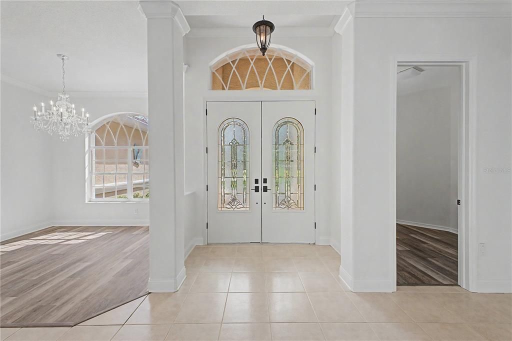 For Sale: $749,900 (5 beds, 3 baths, 2901 Square Feet)