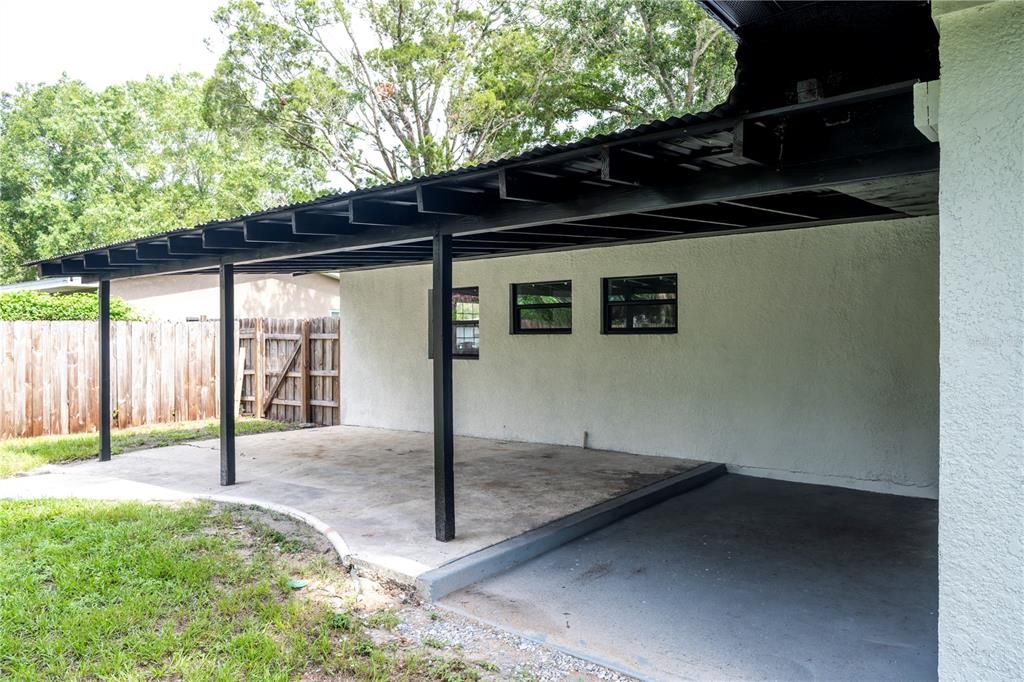 For Sale: $565,000 (4 beds, 2 baths, 1578 Square Feet)
