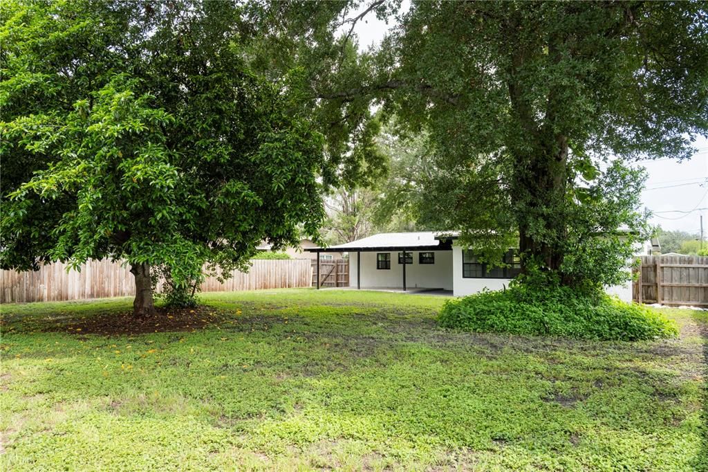 For Sale: $565,000 (4 beds, 2 baths, 1578 Square Feet)