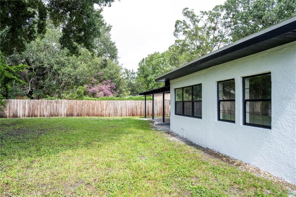 For Sale: $565,000 (4 beds, 2 baths, 1578 Square Feet)