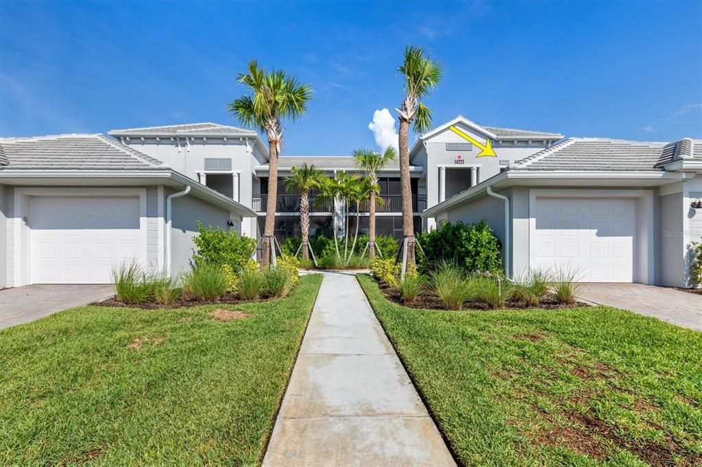For Sale: $275,000 (2 beds, 2 baths, 1366 Square Feet)
