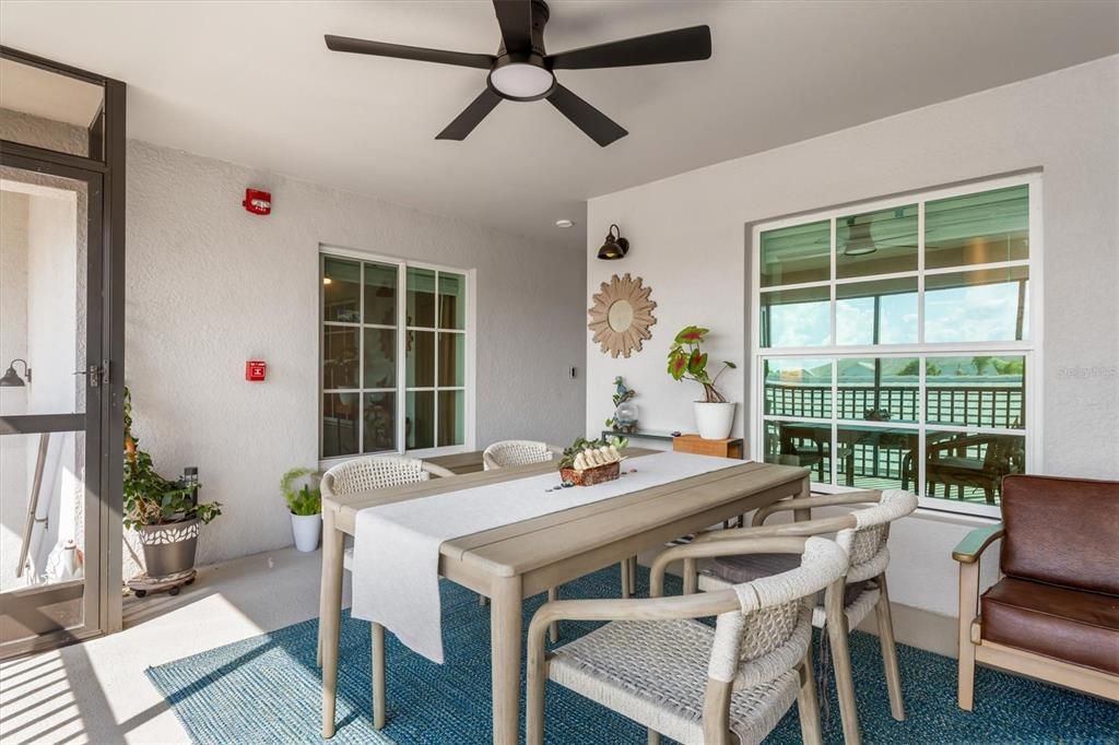 For Sale: $275,000 (2 beds, 2 baths, 1366 Square Feet)