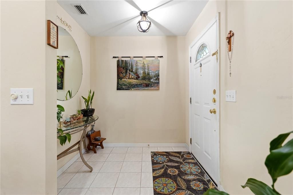 En Venta: $469,000 (3 camas, 2 baños, 1708 Pies cuadrados)