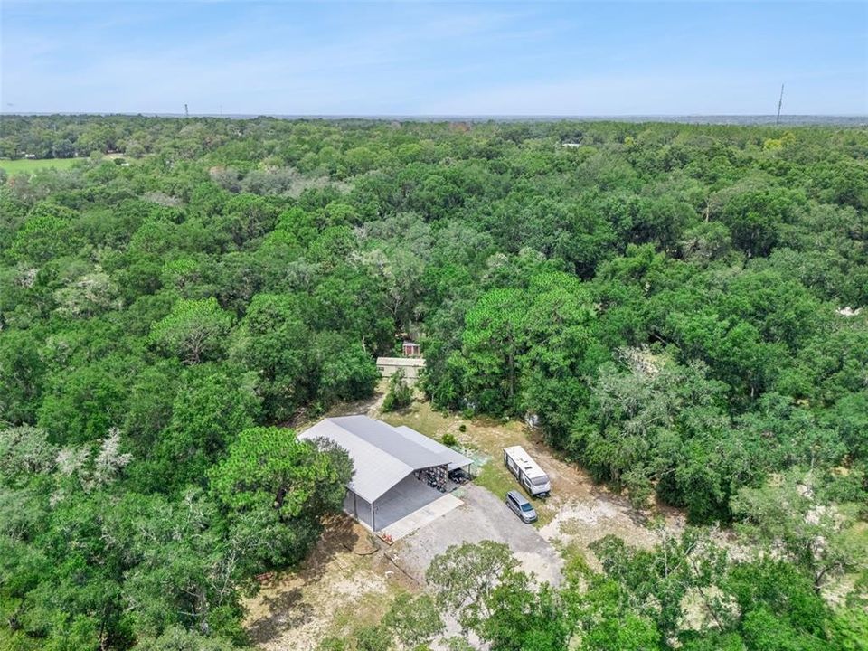 待售: $429,000 (10.72 acres)
