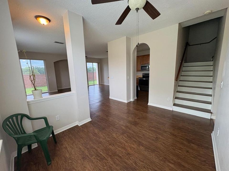 For Rent: $2,350 (3 beds, 2 baths, 1780 Square Feet)