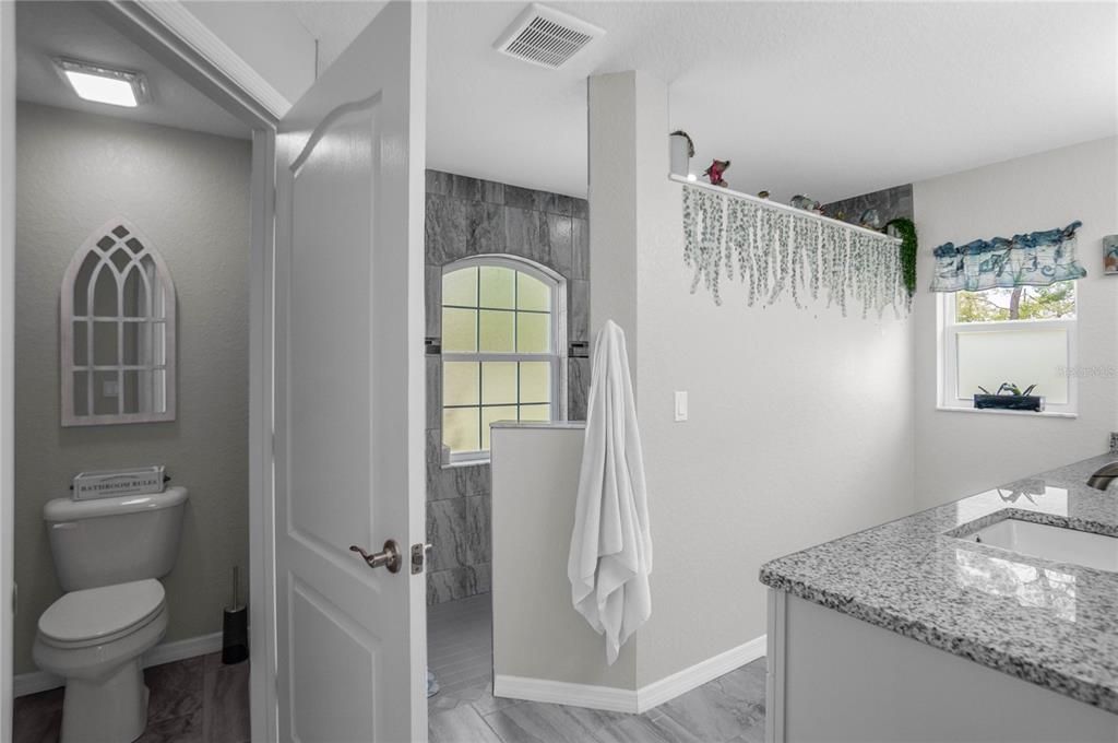 En Venta: $549,999 (3 camas, 2 baños, 2049 Pies cuadrados)