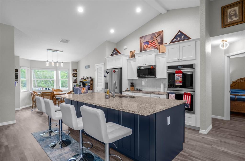 En Venta: $549,999 (3 camas, 2 baños, 2049 Pies cuadrados)