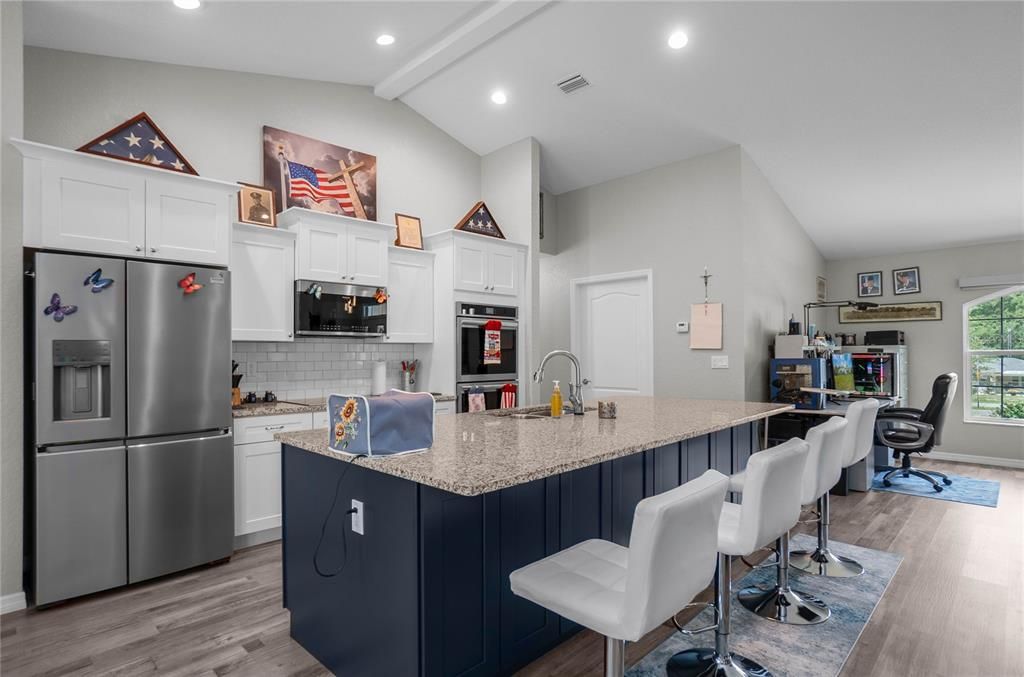 En Venta: $549,999 (3 camas, 2 baños, 2049 Pies cuadrados)