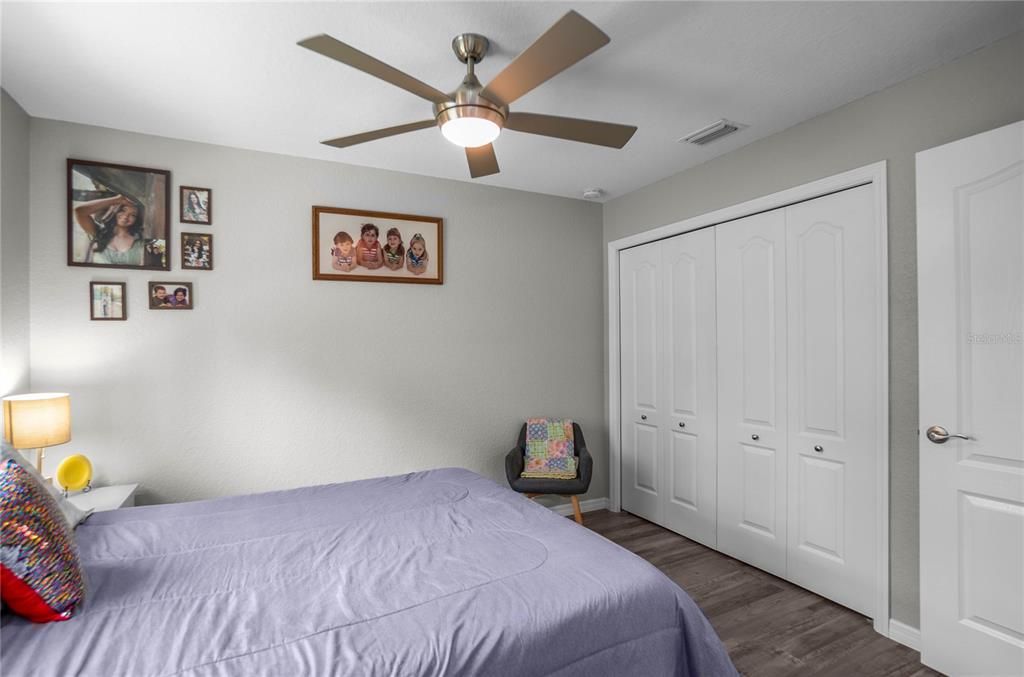 En Venta: $549,999 (3 camas, 2 baños, 2049 Pies cuadrados)