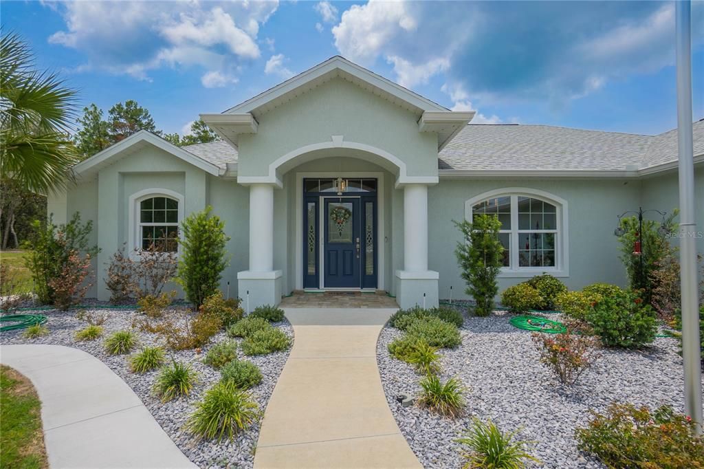 En Venta: $549,999 (3 camas, 2 baños, 2049 Pies cuadrados)