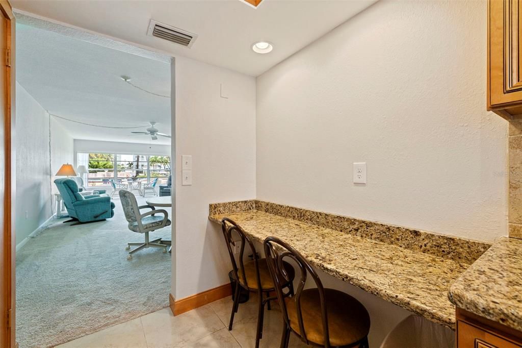 En Venta: $235,000 (1 camas, 1 baños, 910 Pies cuadrados)