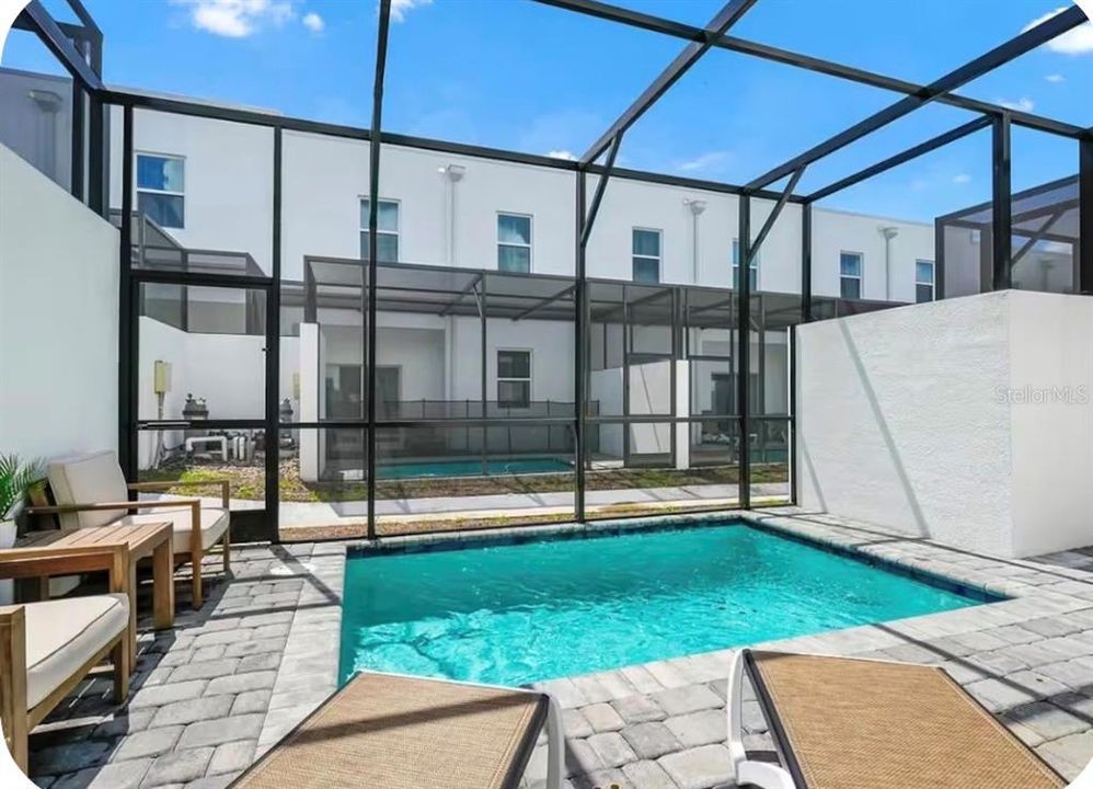 For Rent: $3,500 (5 beds, 4 baths, 1671 Square Feet)
