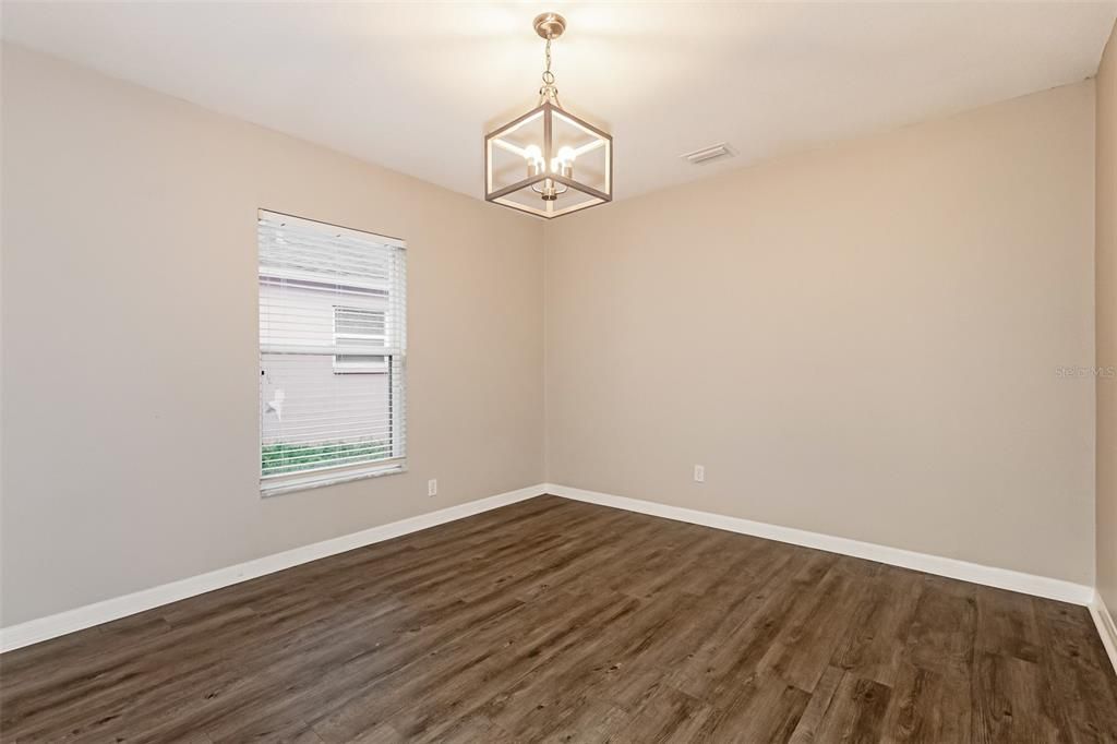 For Sale: $339,900 (3 beds, 2 baths, 1496 Square Feet)