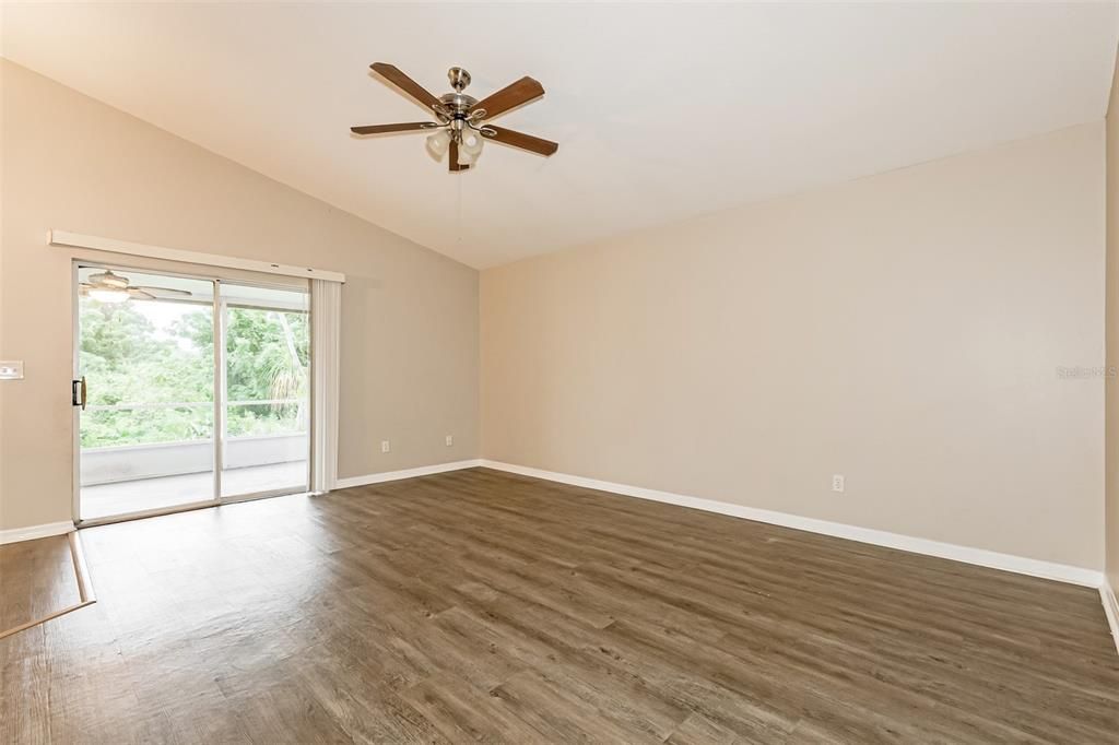 For Sale: $339,900 (3 beds, 2 baths, 1496 Square Feet)
