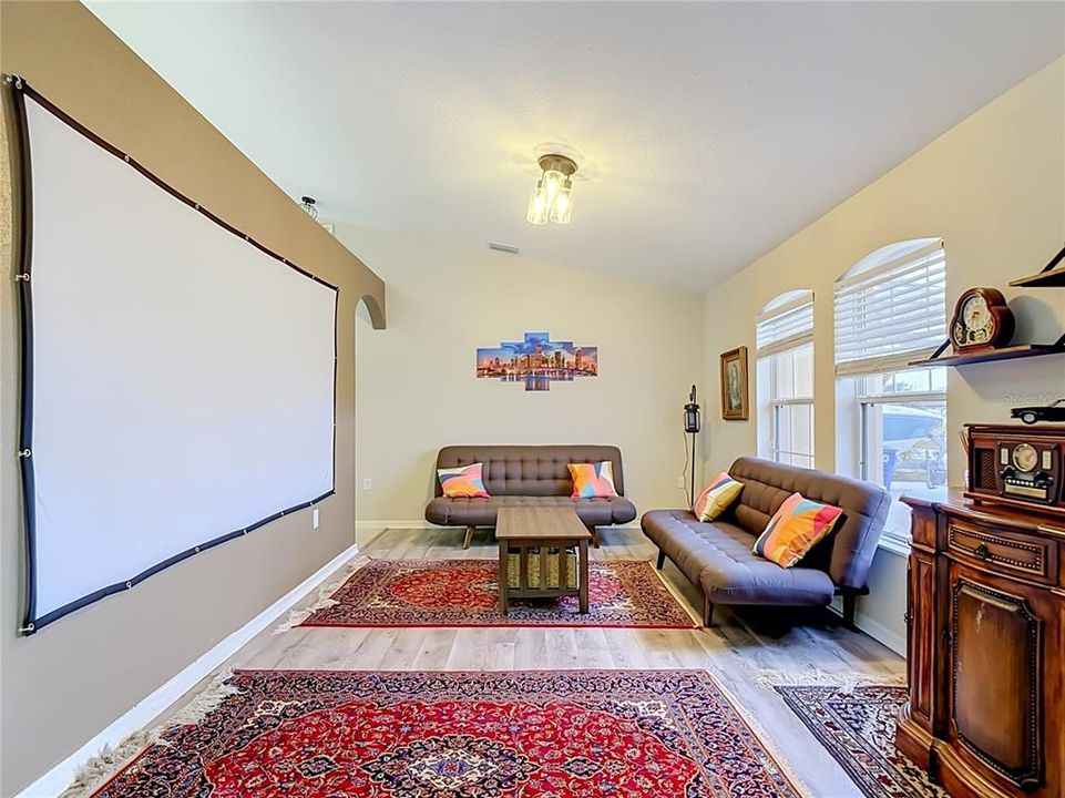 For Sale: $359,000 (3 beds, 2 baths, 2017 Square Feet)