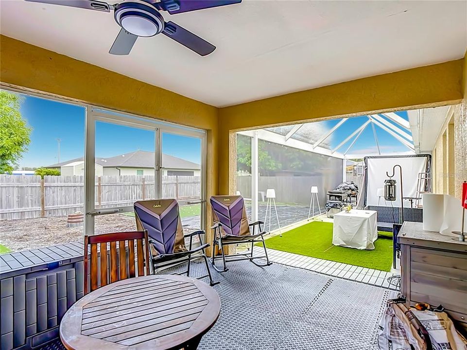 For Sale: $359,000 (3 beds, 2 baths, 2017 Square Feet)