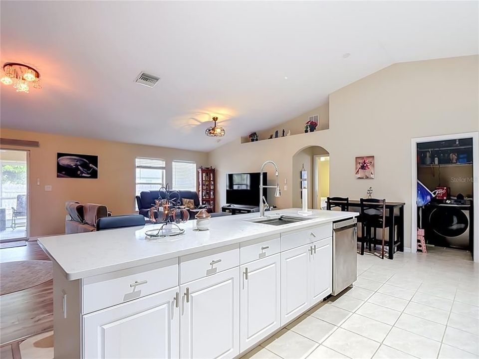 For Sale: $359,000 (3 beds, 2 baths, 2017 Square Feet)