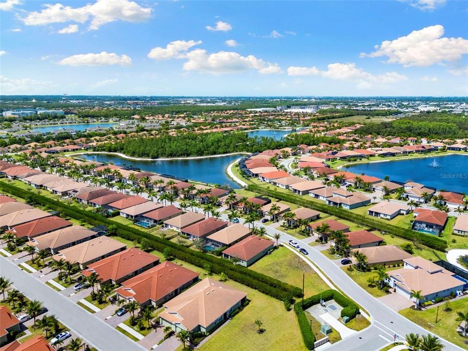For Sale: $499,000 (4 beds, 2 baths, 1828 Square Feet)