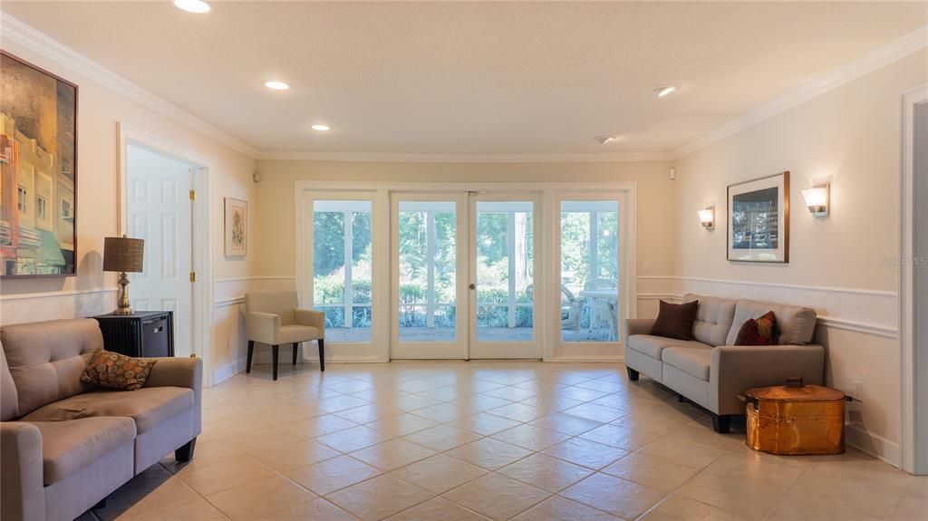 For Sale: $625,000 (3 beds, 2 baths, 2941 Square Feet)