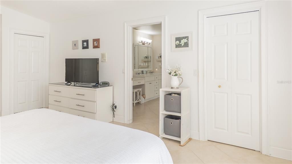 For Sale: $625,000 (3 beds, 2 baths, 2941 Square Feet)