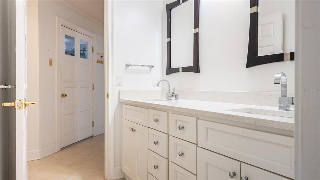 For Sale: $625,000 (3 beds, 2 baths, 2941 Square Feet)