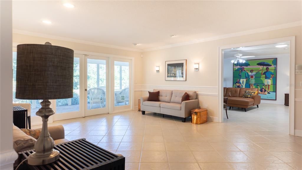 For Sale: $625,000 (3 beds, 2 baths, 2941 Square Feet)