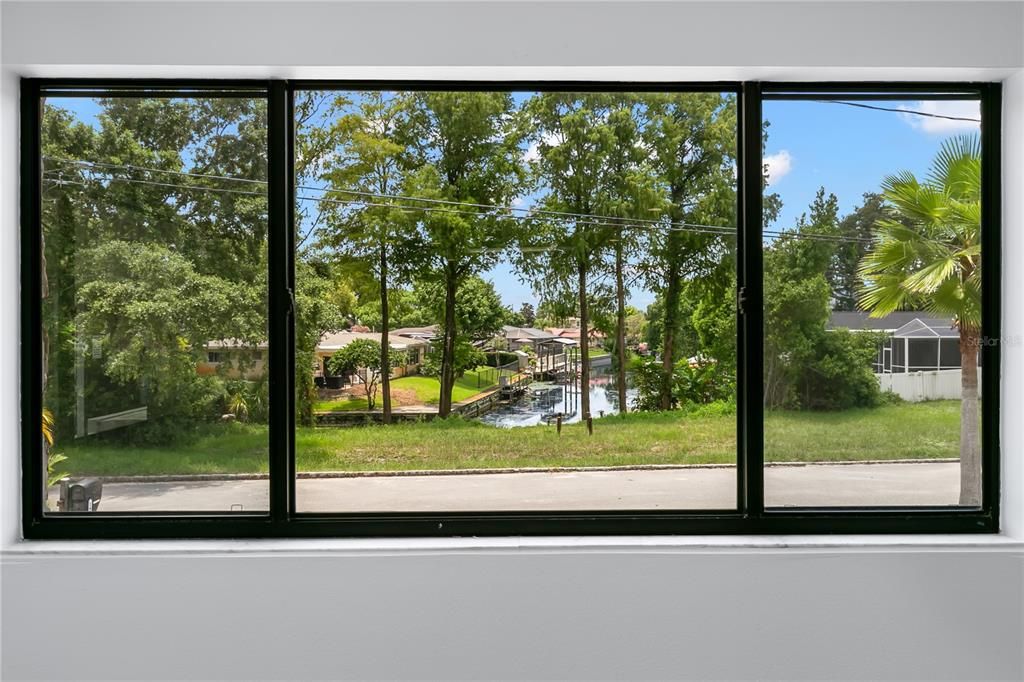 For Sale: $425,000 (4 beds, 2 baths, 2207 Square Feet)