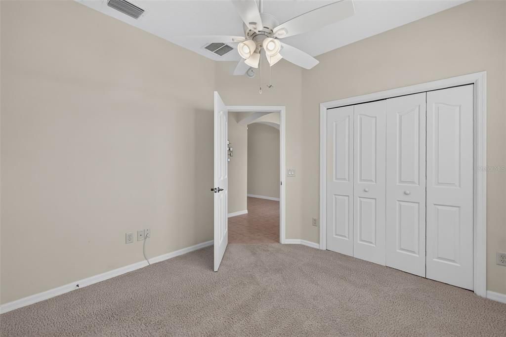 En Venta: $549,900 (3 camas, 2 baños, 2022 Pies cuadrados)