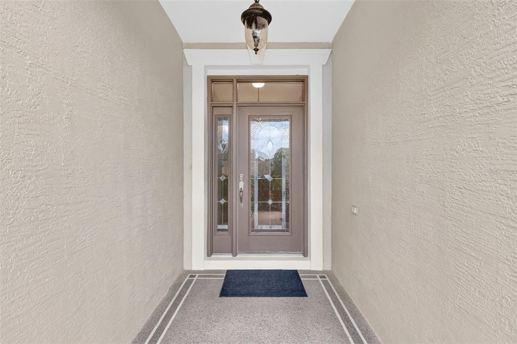 En Venta: $549,900 (3 camas, 2 baños, 2022 Pies cuadrados)