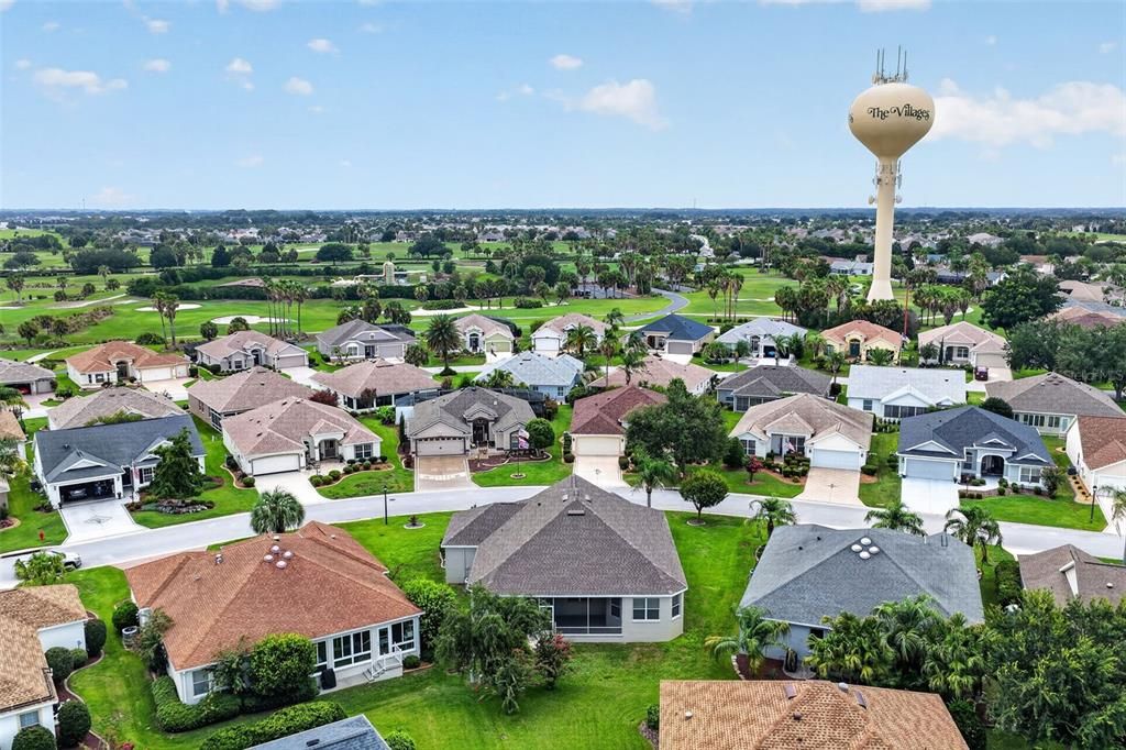 En Venta: $549,900 (3 camas, 2 baños, 2022 Pies cuadrados)