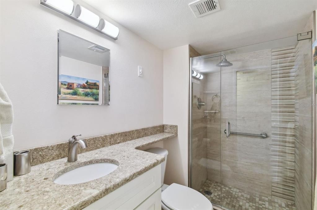For Rent: $2,800 (2 beds, 2 baths, 1050 Square Feet)