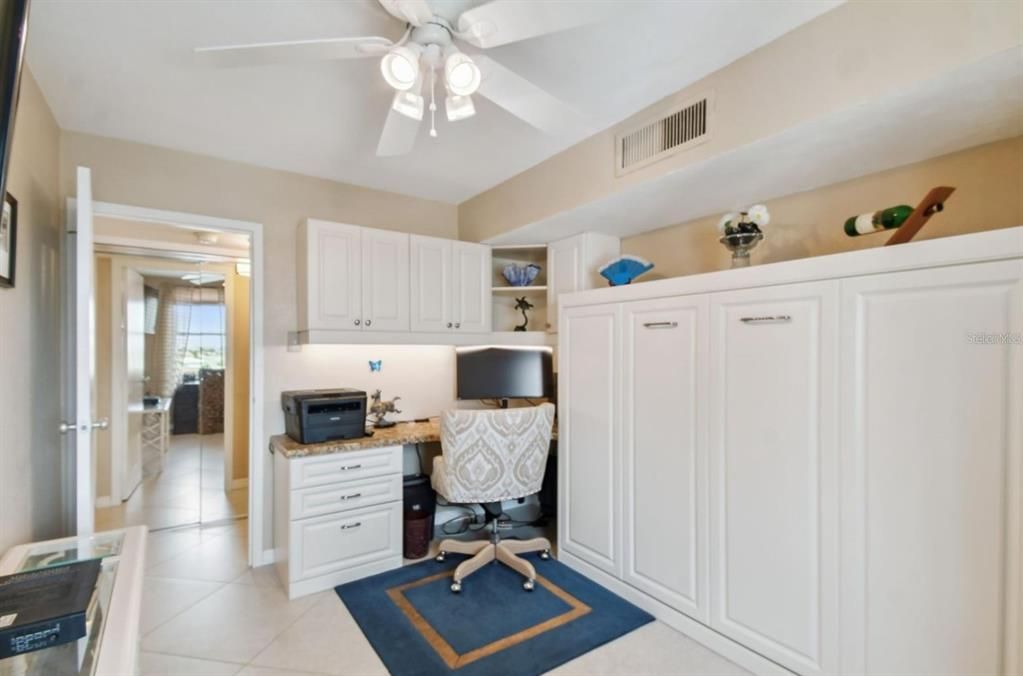 For Rent: $2,800 (2 beds, 2 baths, 1050 Square Feet)