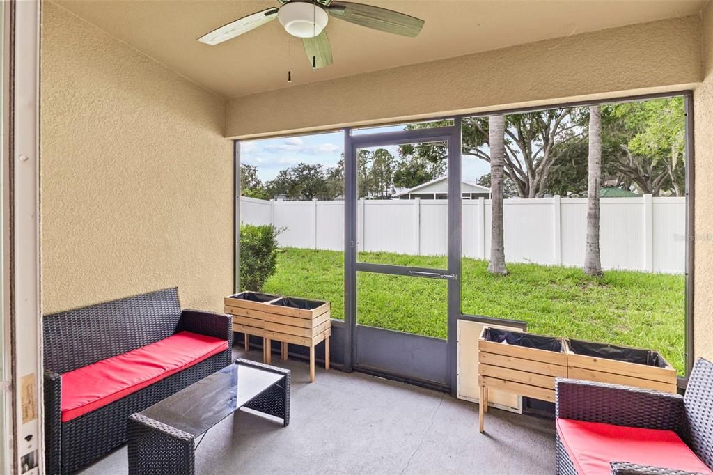 For Sale: $359,900 (4 beds, 3 baths, 1908 Square Feet)