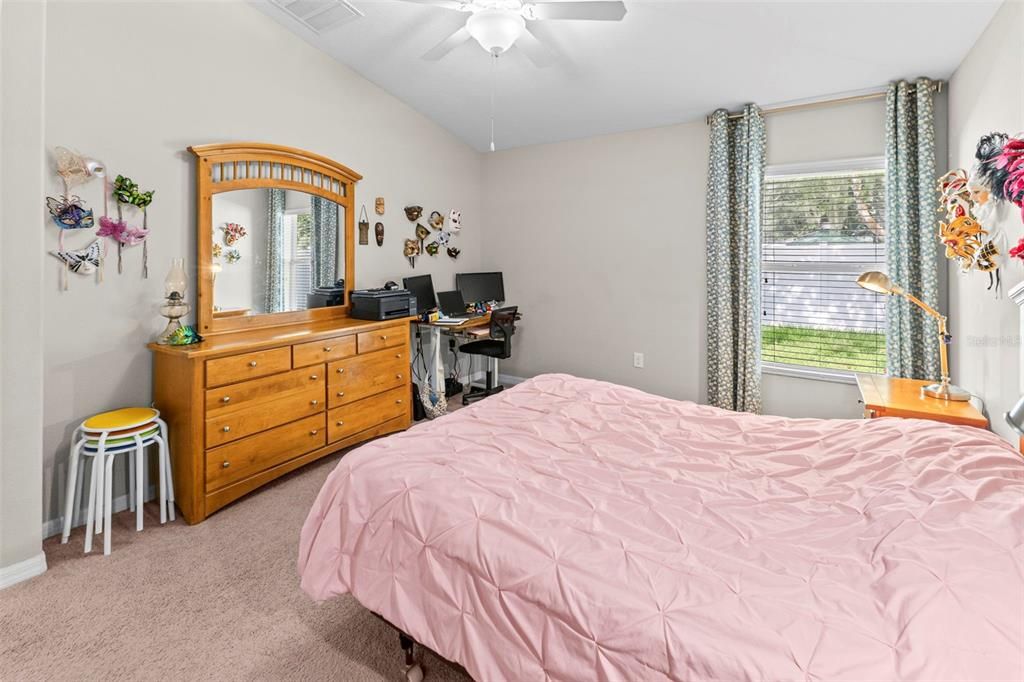 For Sale: $359,900 (4 beds, 3 baths, 1908 Square Feet)