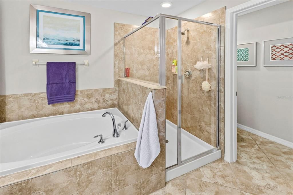 For Sale: $359,900 (4 beds, 3 baths, 1908 Square Feet)