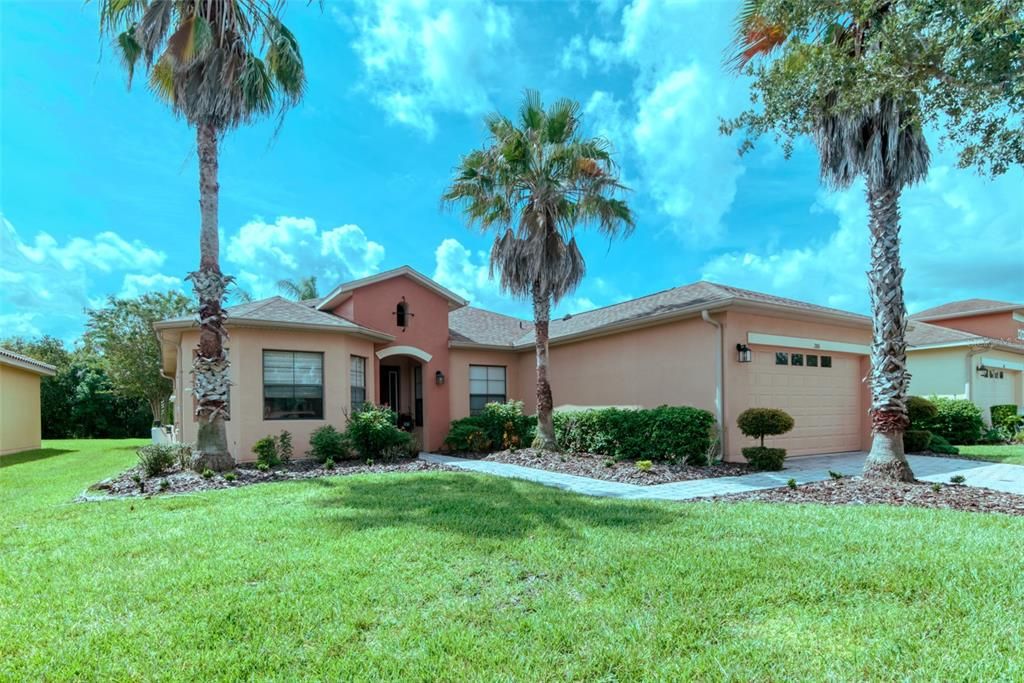 For Sale: $374,900 (2 beds, 2 baths, 2101 Square Feet)