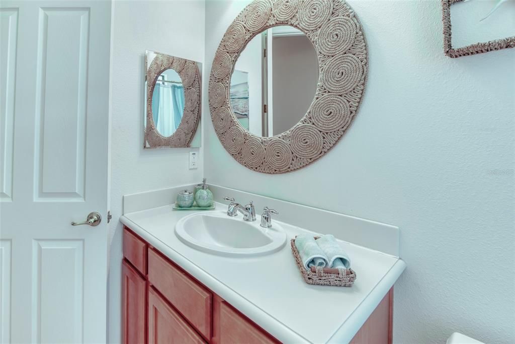 For Sale: $374,900 (2 beds, 2 baths, 2101 Square Feet)