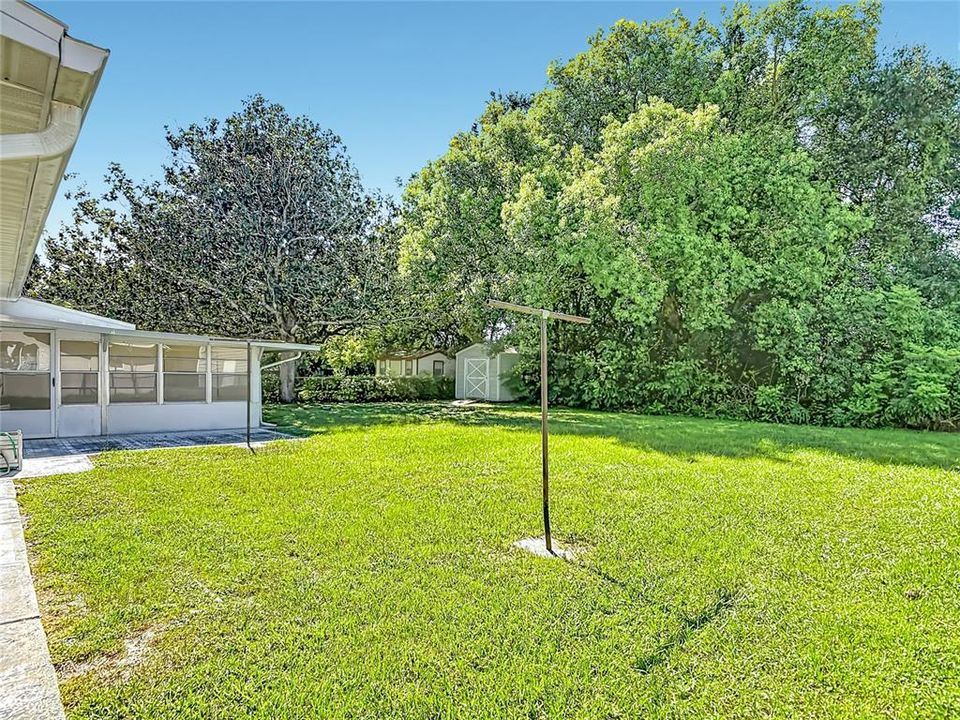 Active With Contract: $220,000 (2 beds, 2 baths, 1002 Square Feet)