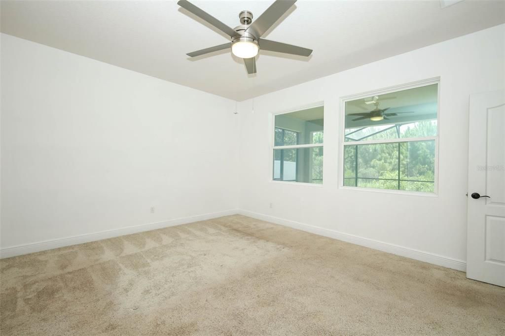 For Sale: $605,000 (5 beds, 3 baths, 2843 Square Feet)