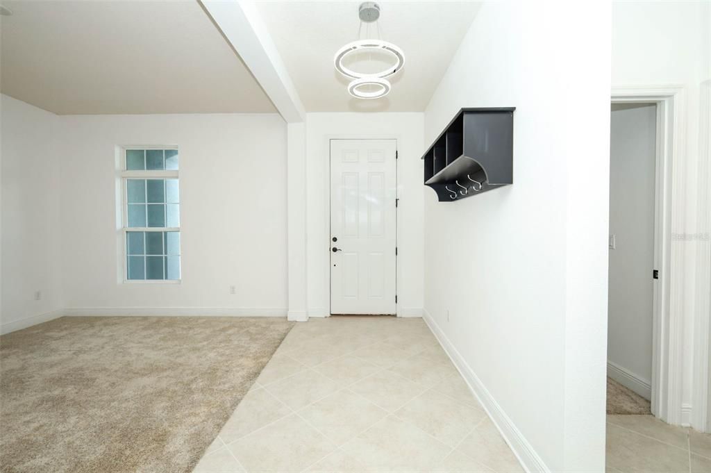 For Sale: $605,000 (5 beds, 3 baths, 2843 Square Feet)