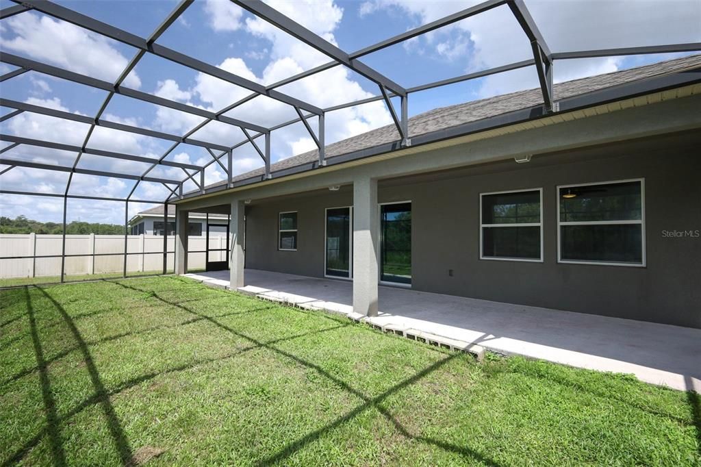 For Sale: $605,000 (5 beds, 3 baths, 2843 Square Feet)