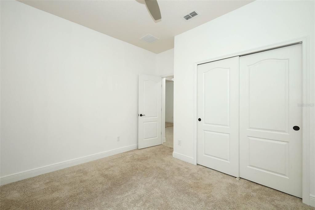 For Sale: $605,000 (5 beds, 3 baths, 2843 Square Feet)