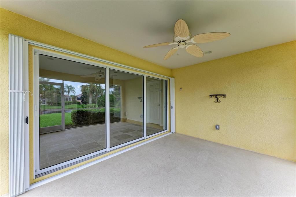 Activo con contrato: $325,000 (3 camas, 2 baños, 1554 Pies cuadrados)