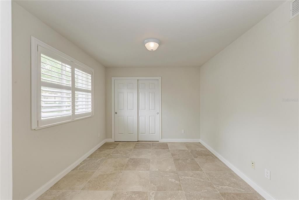 Activo con contrato: $325,000 (3 camas, 2 baños, 1554 Pies cuadrados)