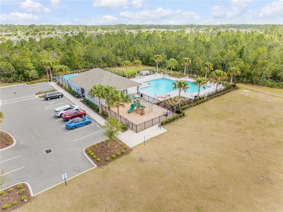 For Sale: $365,000 (3 beds, 2 baths, 1690 Square Feet)