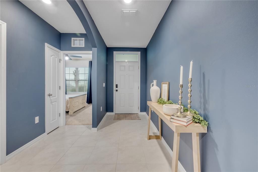 For Sale: $365,000 (3 beds, 2 baths, 1690 Square Feet)