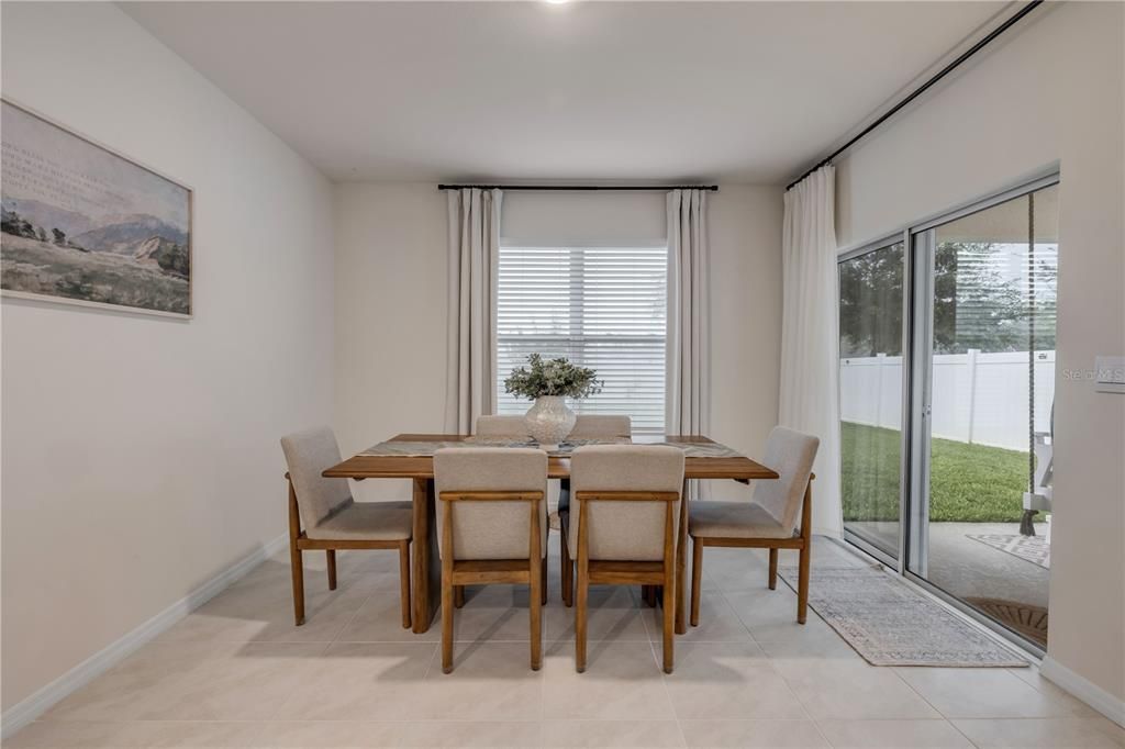 For Sale: $365,000 (3 beds, 2 baths, 1690 Square Feet)