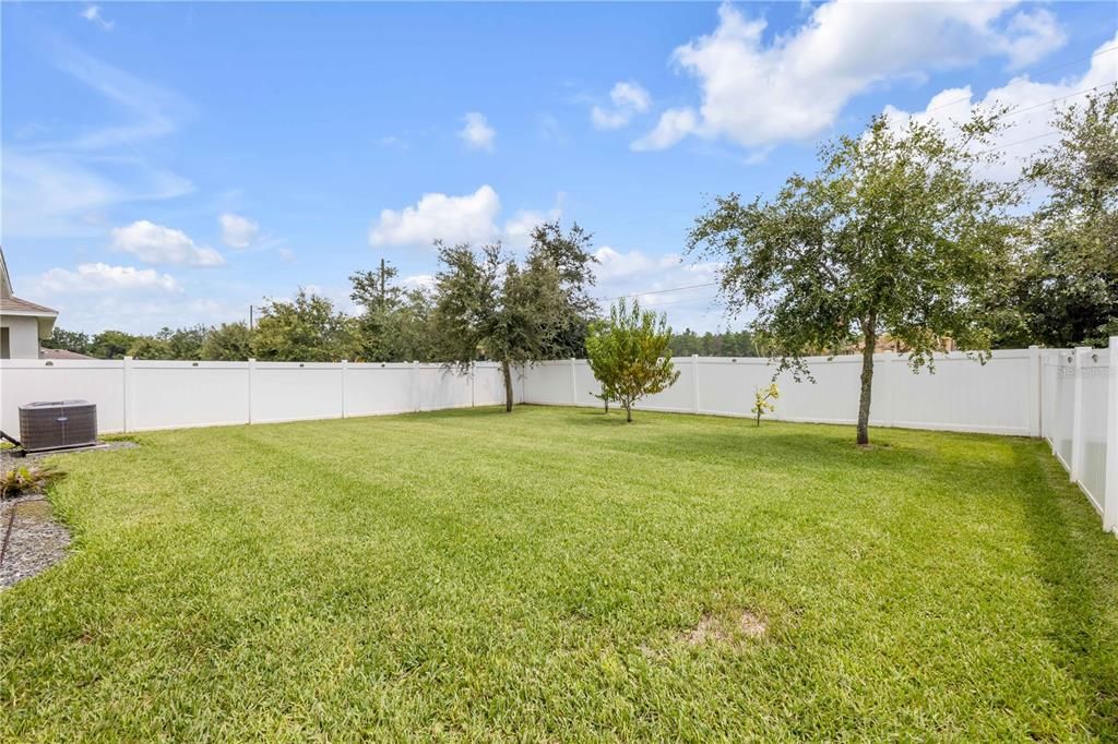 For Sale: $365,000 (3 beds, 2 baths, 1690 Square Feet)
