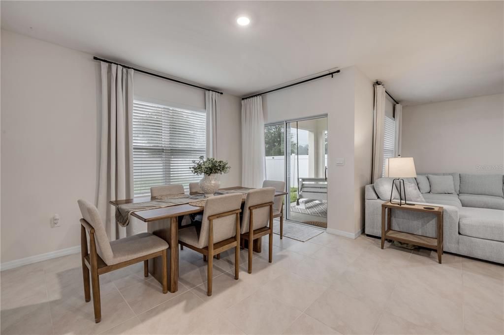 For Sale: $365,000 (3 beds, 2 baths, 1690 Square Feet)