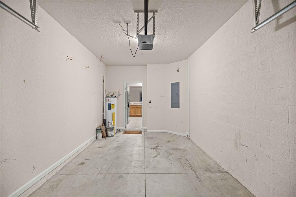For Rent: $1,750 (3 beds, 2 baths, 1584 Square Feet)